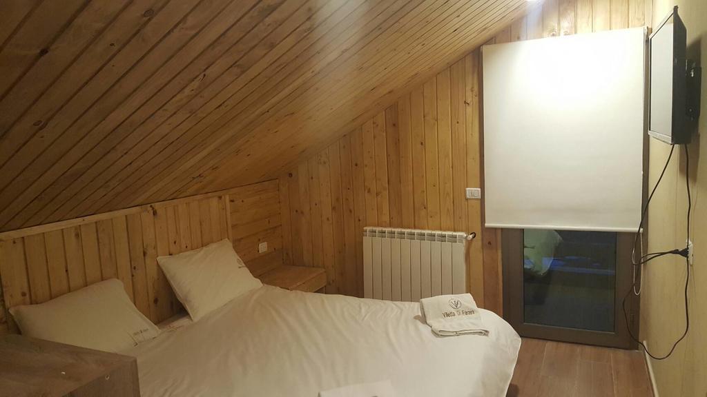 Villetta di Fārayyā Esterno foto