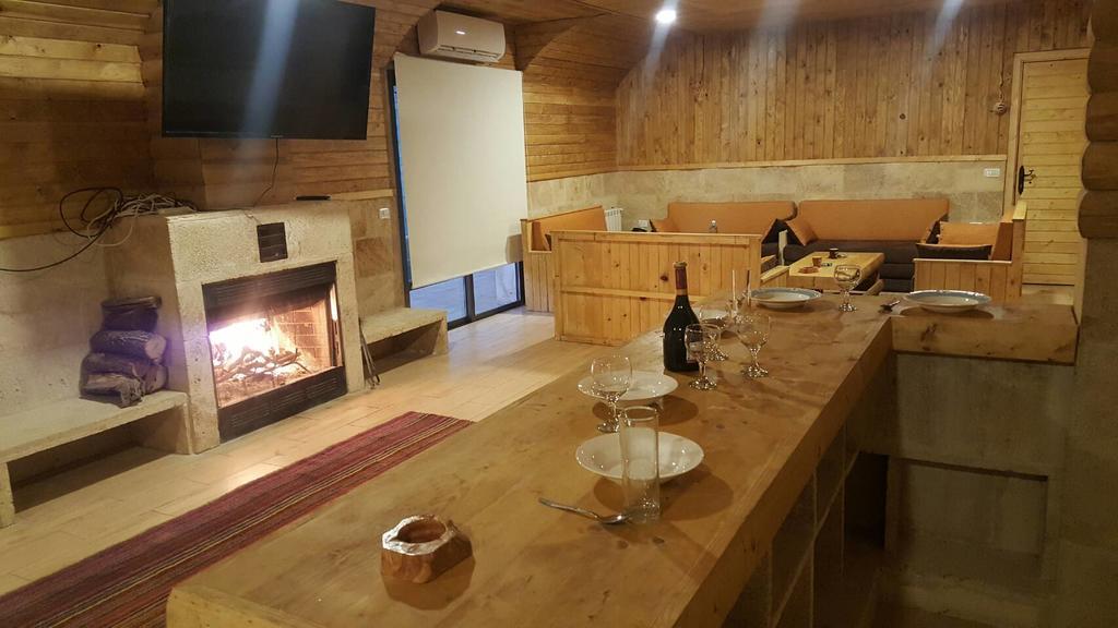Villetta di Fārayyā Esterno foto