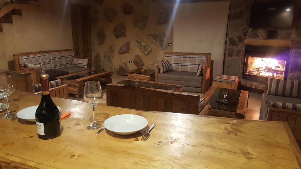 Villetta di Fārayyā Esterno foto